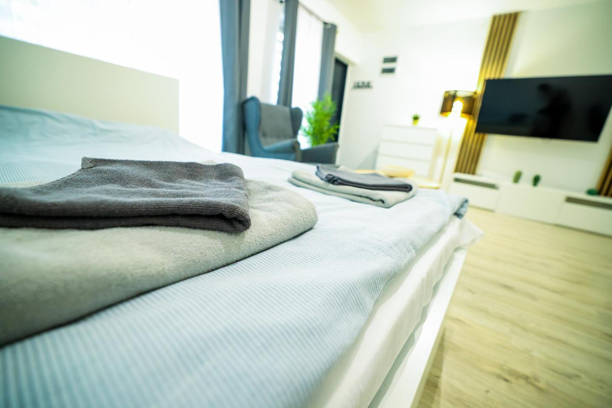 Apartment Multirooms *
